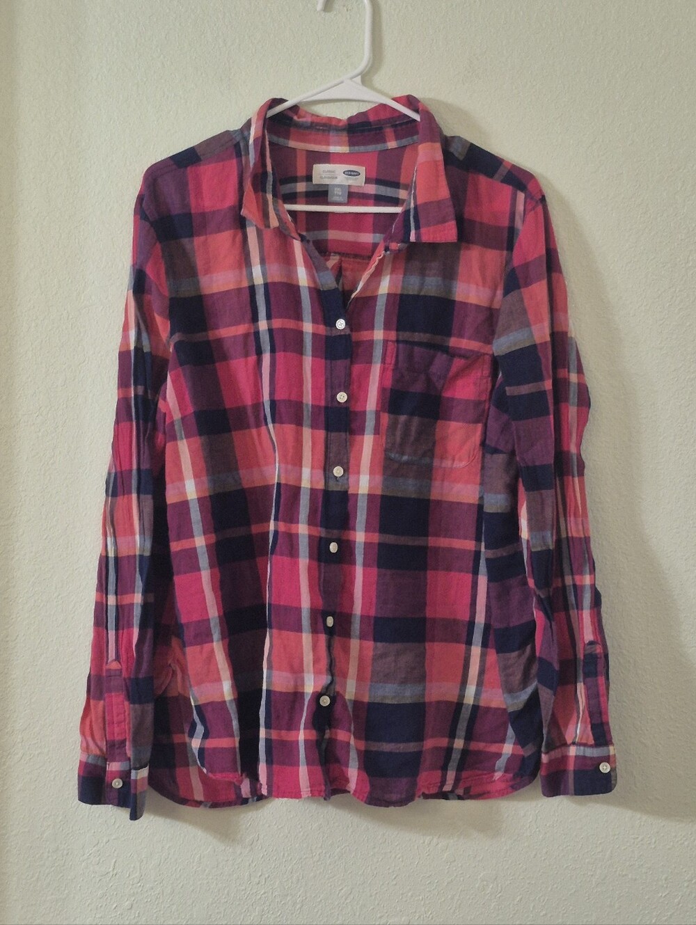 Old Navy Plaid Button-Up Shirt